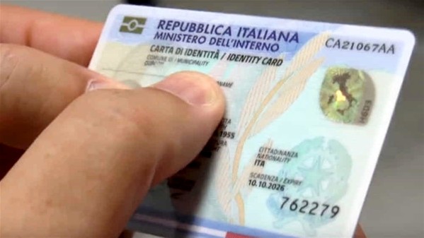 NUOVA CARTA D'IDENTITA' ELETTRONICA
